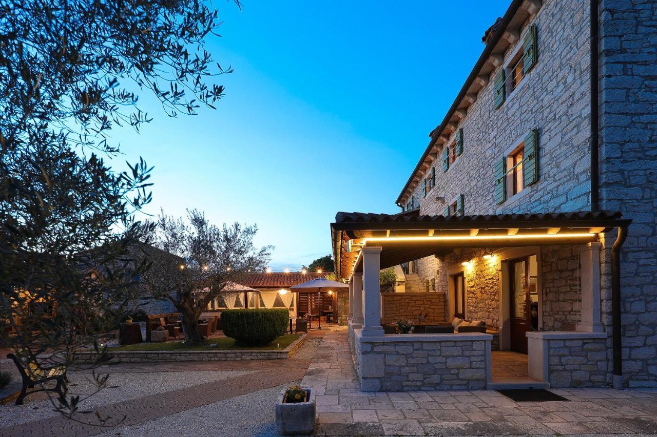 B & B Casa Rustica Dva Baladura Rooms 坎法奈尔 外观 照片