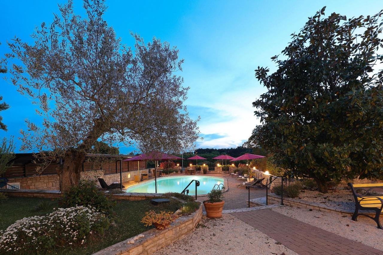 B & B Casa Rustica Dva Baladura Rooms 坎法奈尔 外观 照片